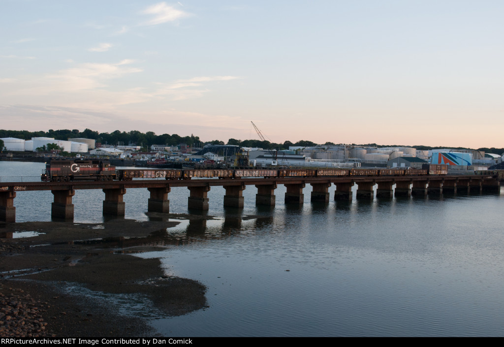 PO-4 334 Crosses the Fore River